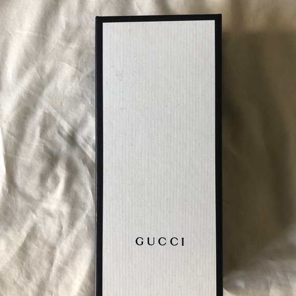 Gucci Headband brand new box included - Picture 3 of 3
